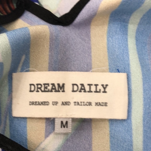 Multi color tank Medium - Picture 3 of 3